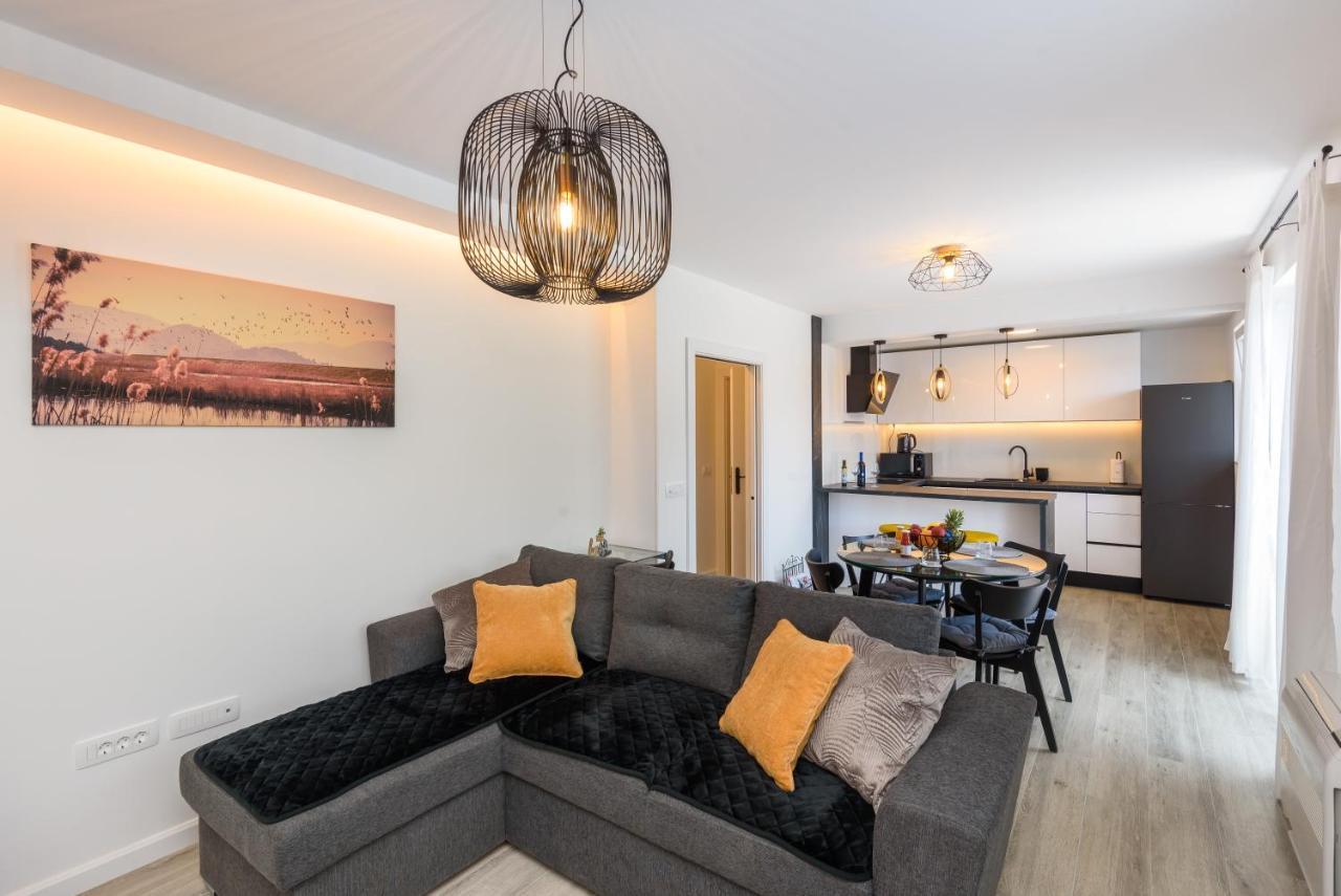 Apartman Vista Metkovic Bagian luar foto